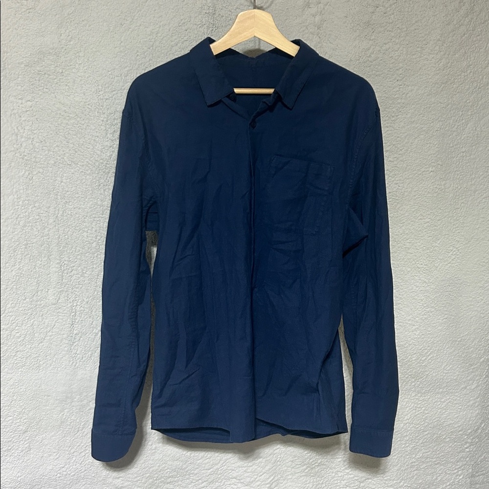 Lululemon long sleeve button down shirt